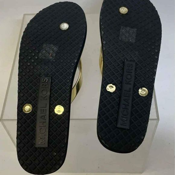 Michael Kors Designer MK Stars T-Strap Sandals Thongs Flip Flops - Size 10 - Picture 6 of 7